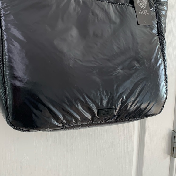 Puffer Shiny Black Quilted Vince Camuto Bag - Picture 15 of 17